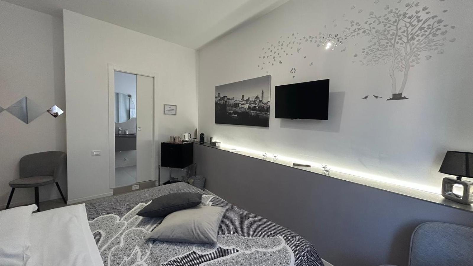 Comfort Accommodation Suite & Le Camere Bergamo Exterior photo